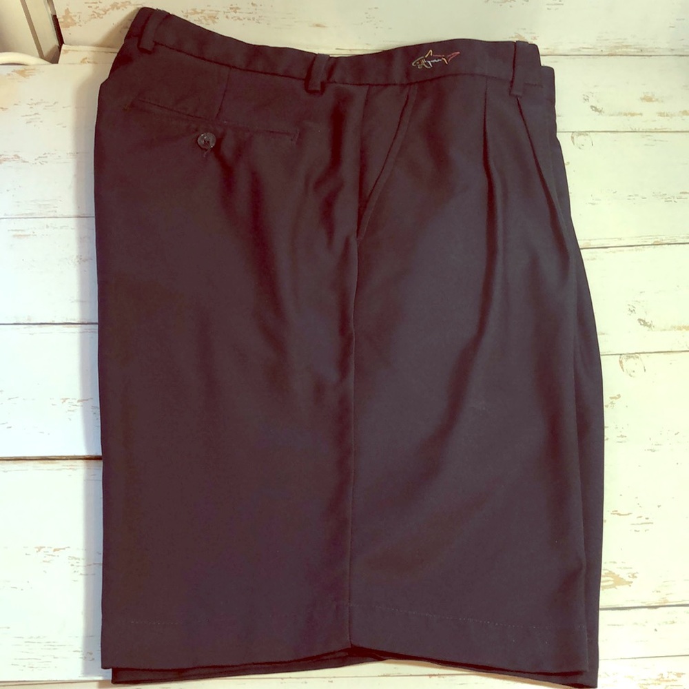 Greg Norman 100% Polyester Navy Pleated Golf Short